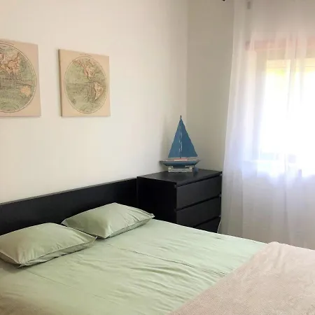 Mar Com Parking Назаре