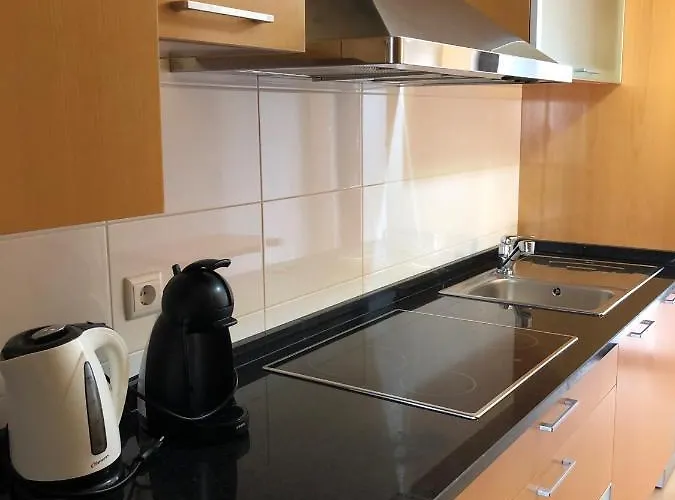 Mar Com Parking Nazaré